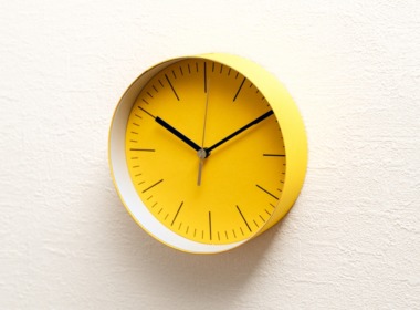 イナフ クロック-ライン M イエロー