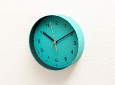 イナフ クロック-ナンバー M ブルー